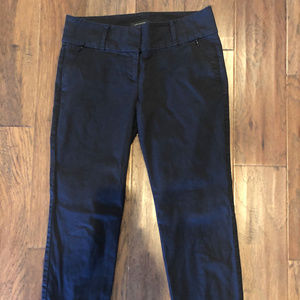 Black Ann Taylor Cropped Pants, Size 2